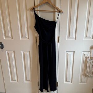 Elegant Black One-Shoulder Romper size M